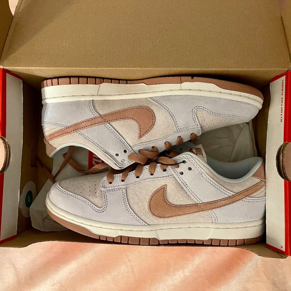 NWT Nike Dunk Low Phantom Fossil Rose men's 8.5 flight club
